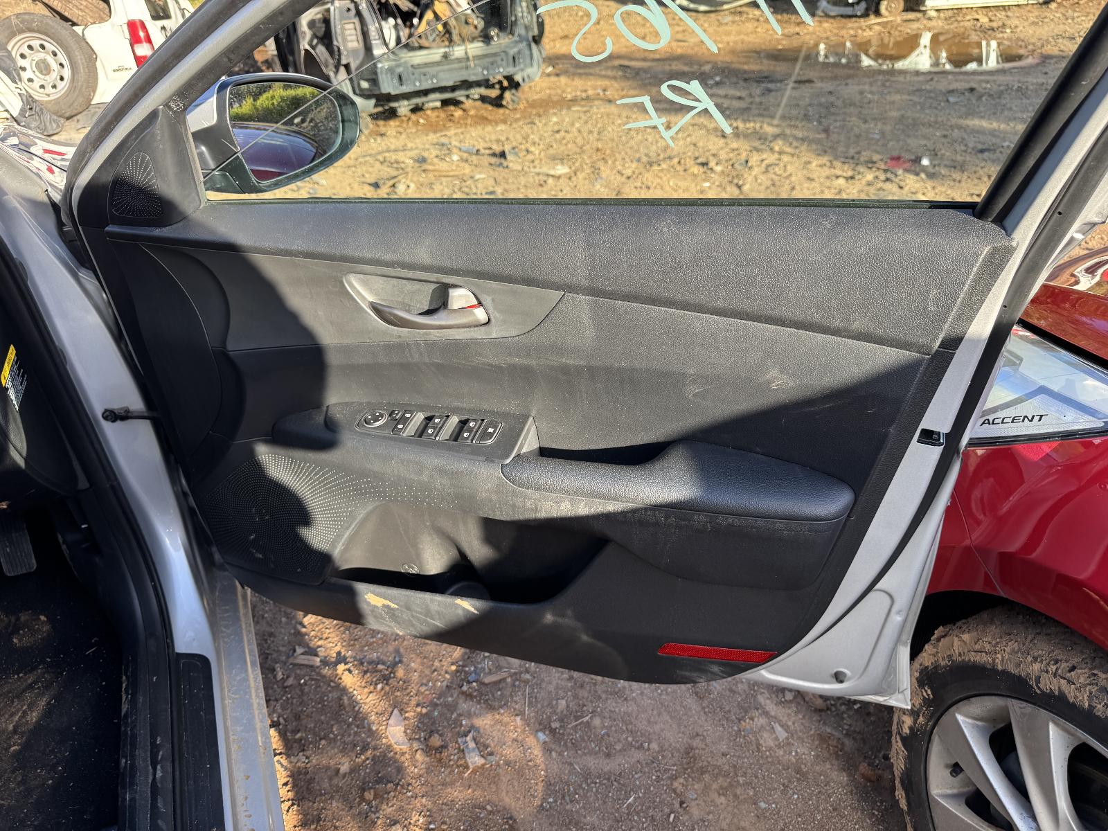 View KIA CERATO 2020 4 Door Sedan Breaking