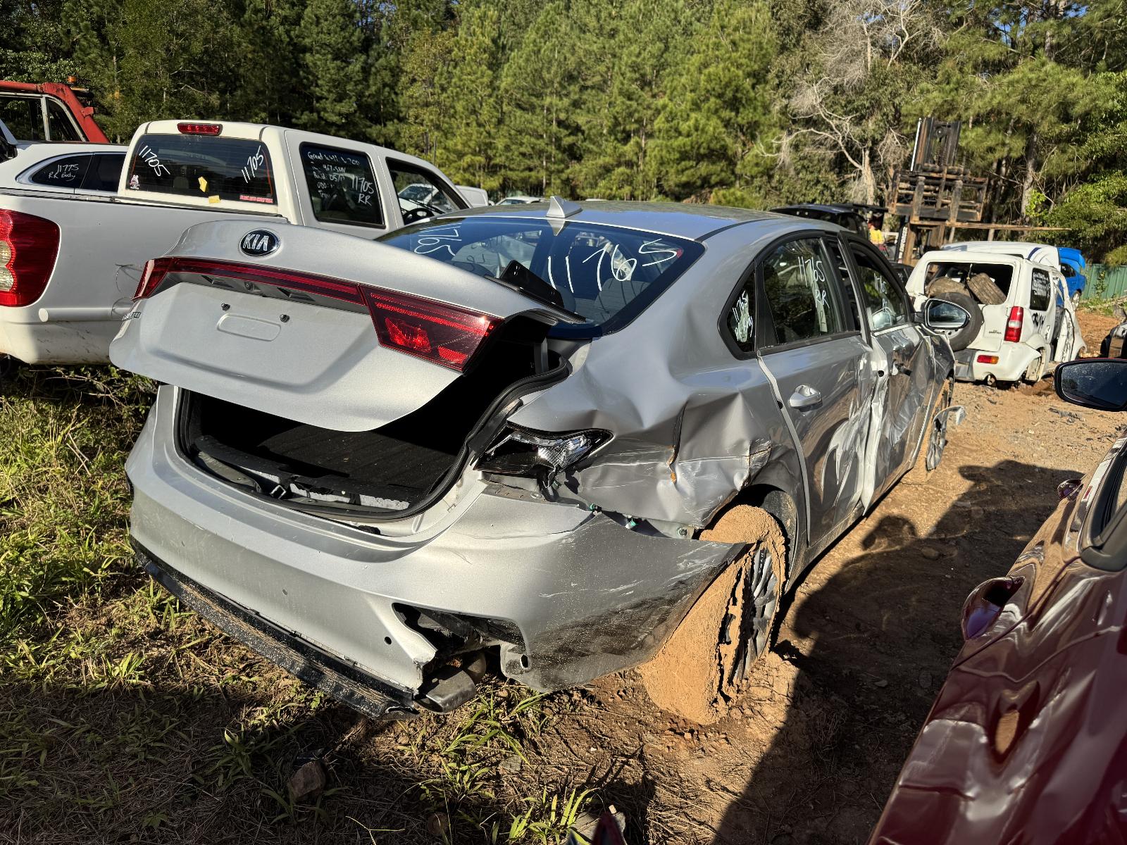 View KIA CERATO 2020 4 Door Sedan Breaking