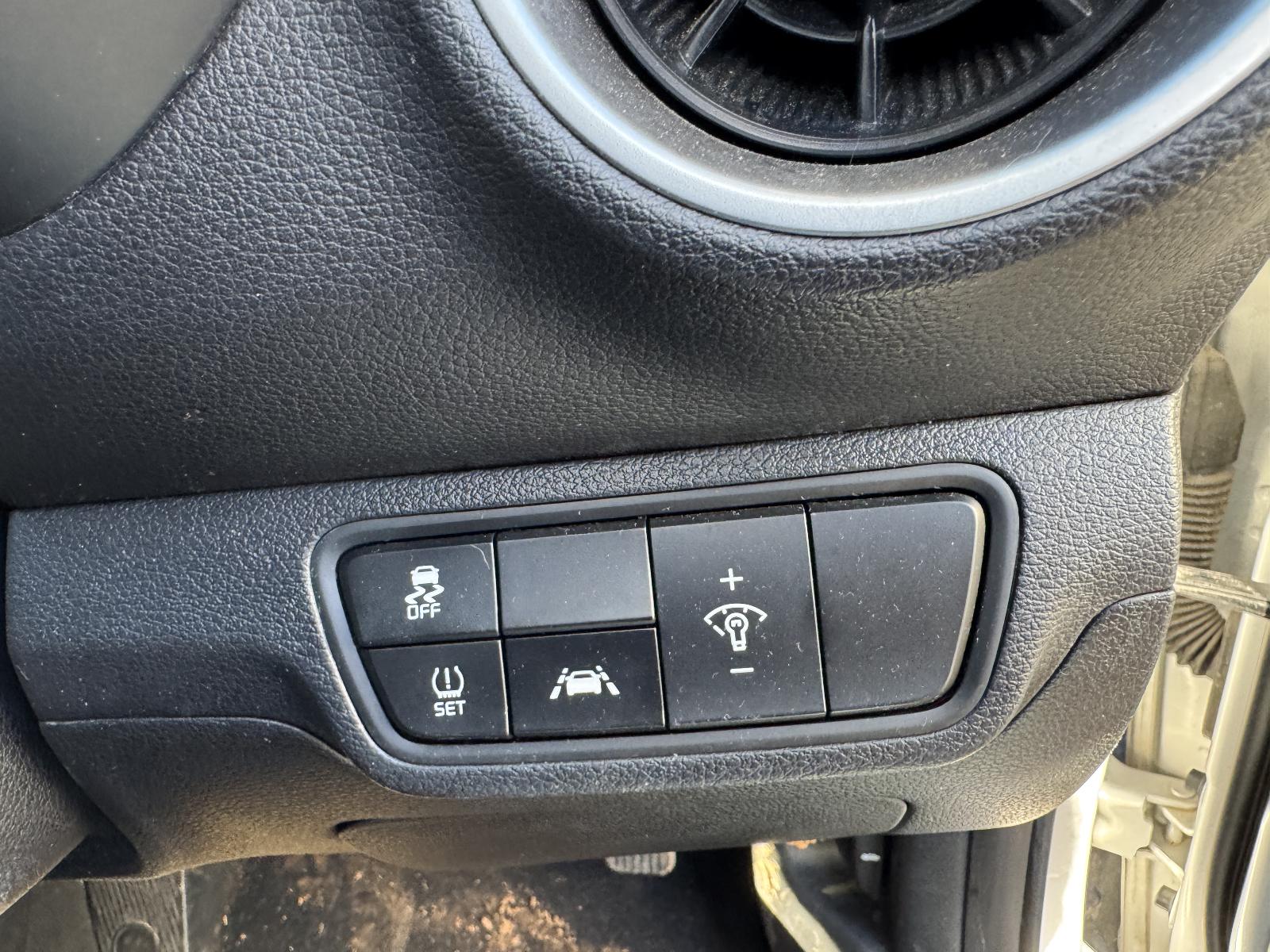 View KIA CERATO 2020 4 Door Sedan Breaking