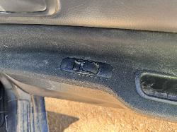 View MITSUBISHI LANCER 2006 4 Door Sedan Breaking
