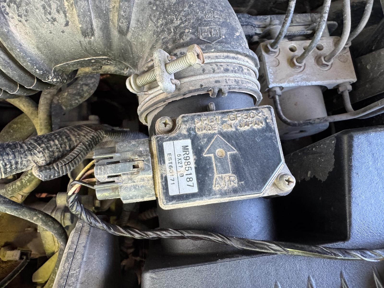 View MITSUBISHI LANCER 2006 4 Door Sedan Breaking