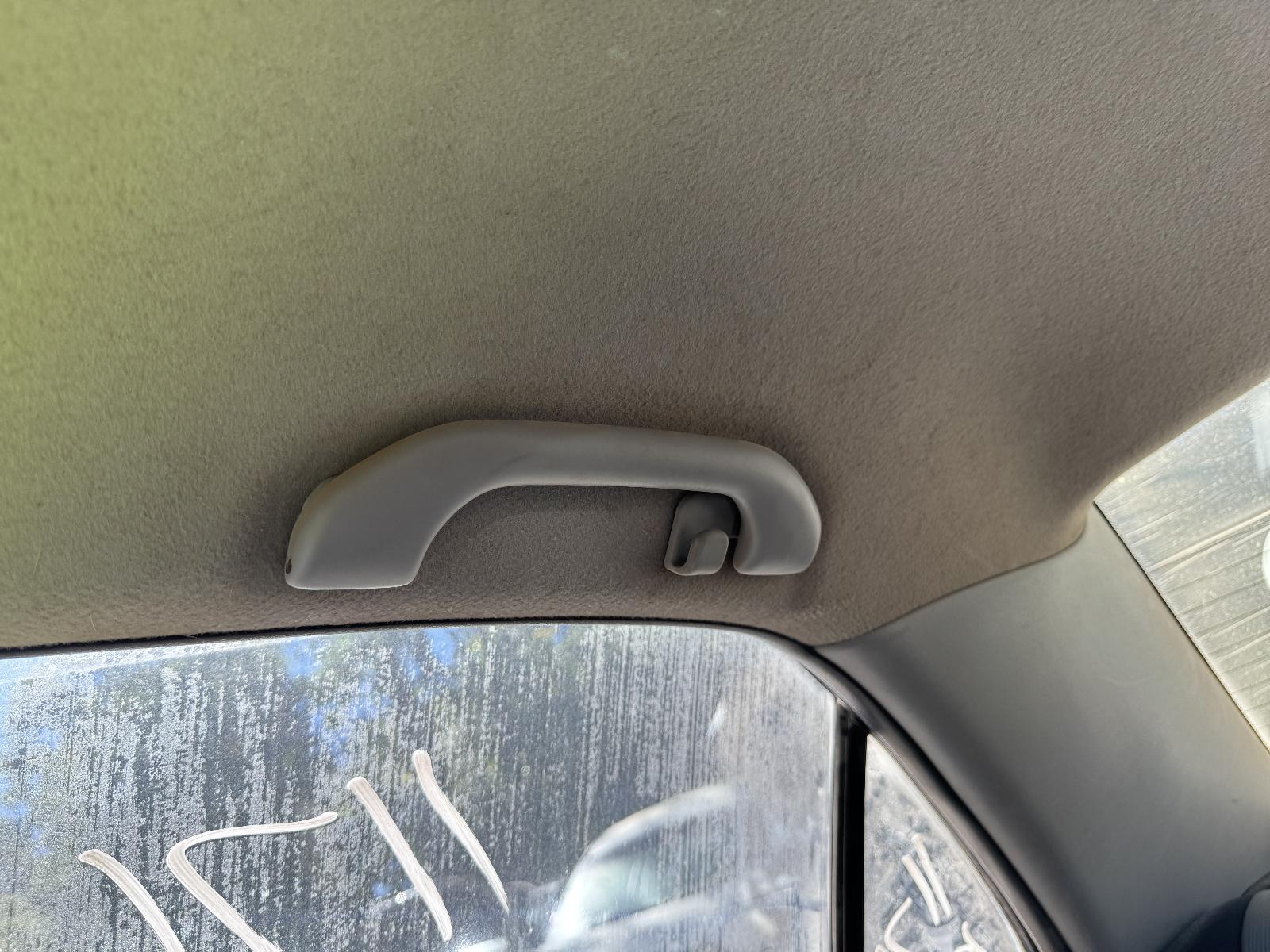 View MITSUBISHI LANCER 2006 4 Door Sedan Breaking