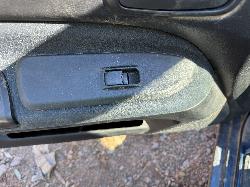 View MITSUBISHI LANCER 2006 4 Door Sedan Breaking