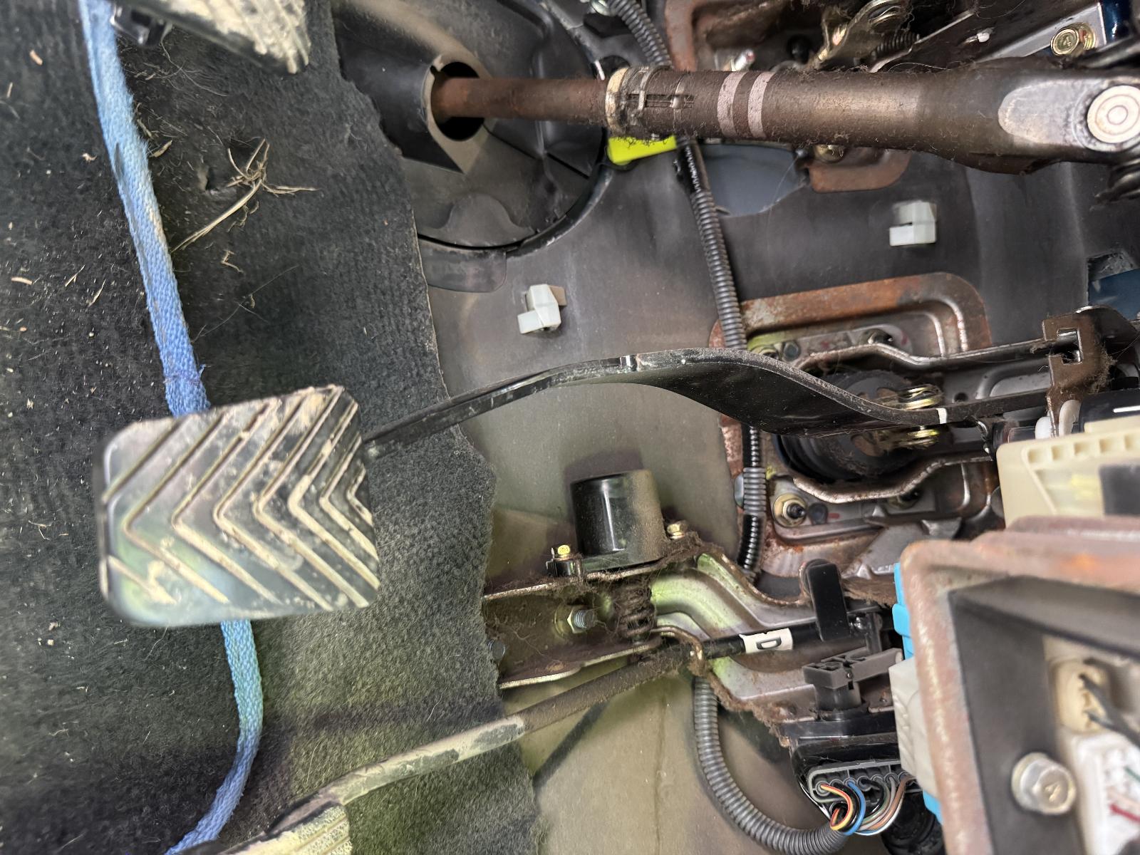 View MITSUBISHI LANCER 2006 4 Door Sedan Breaking