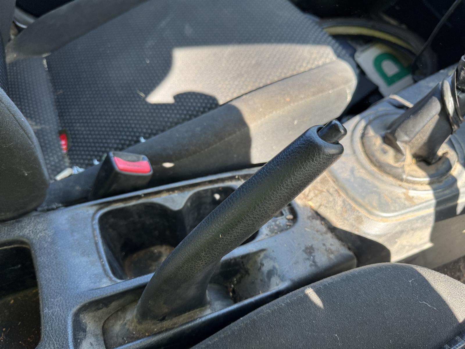 View MITSUBISHI LANCER 2006 4 Door Sedan Breaking