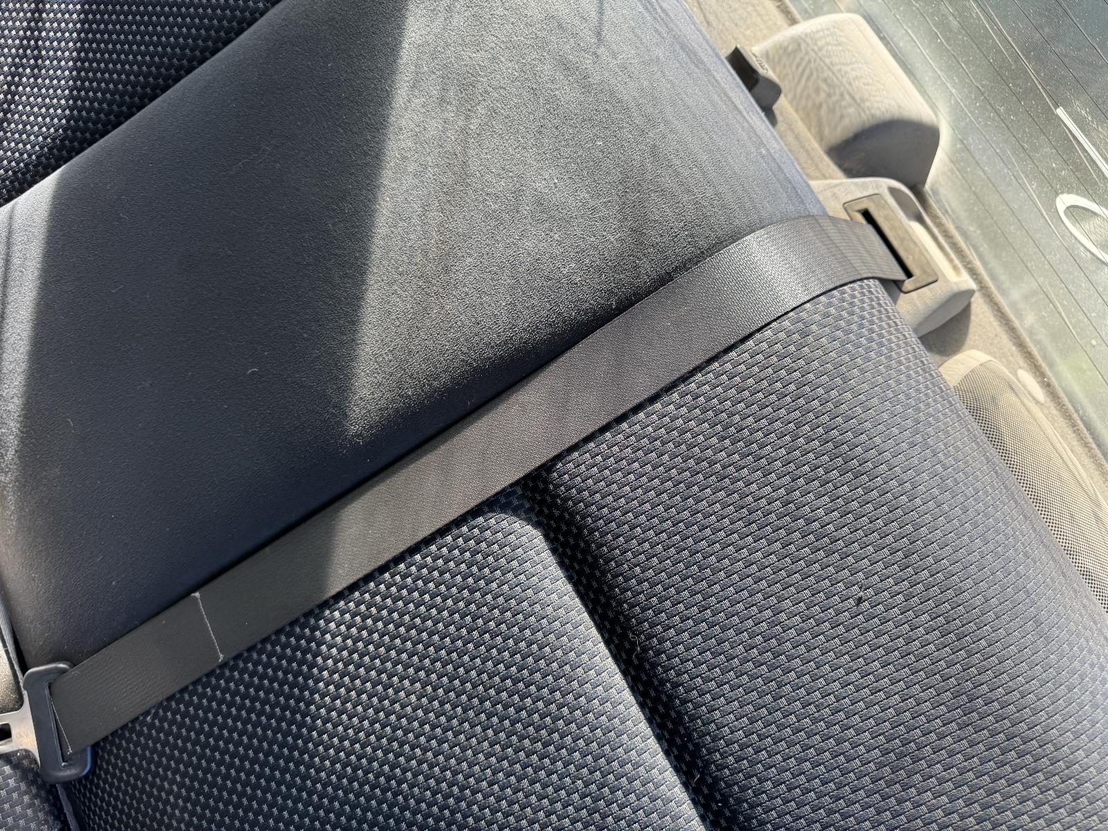 View MITSUBISHI LANCER 2006 4 Door Sedan Breaking