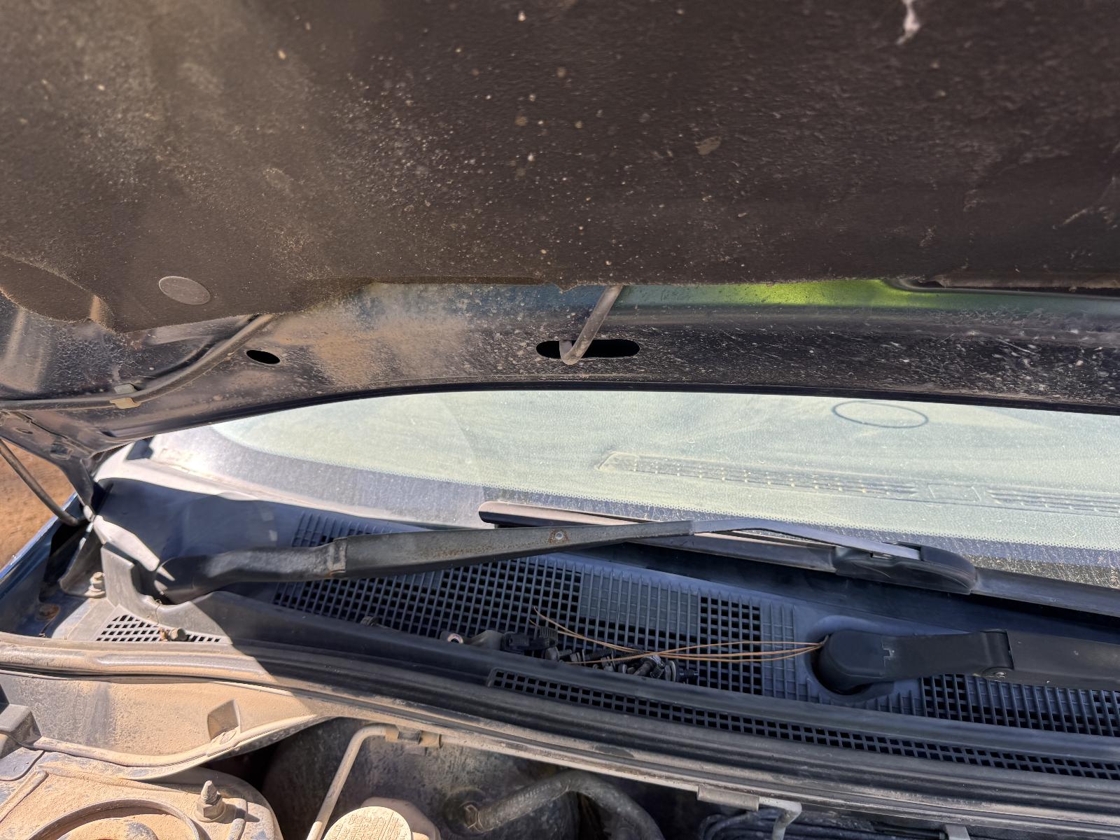 View MITSUBISHI LANCER 2006 4 Door Sedan Breaking
