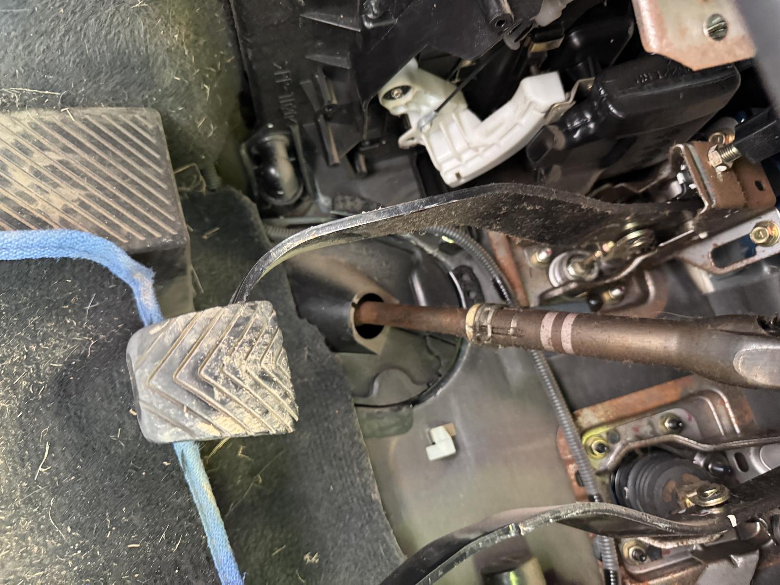 View MITSUBISHI LANCER 2006 4 Door Sedan Breaking