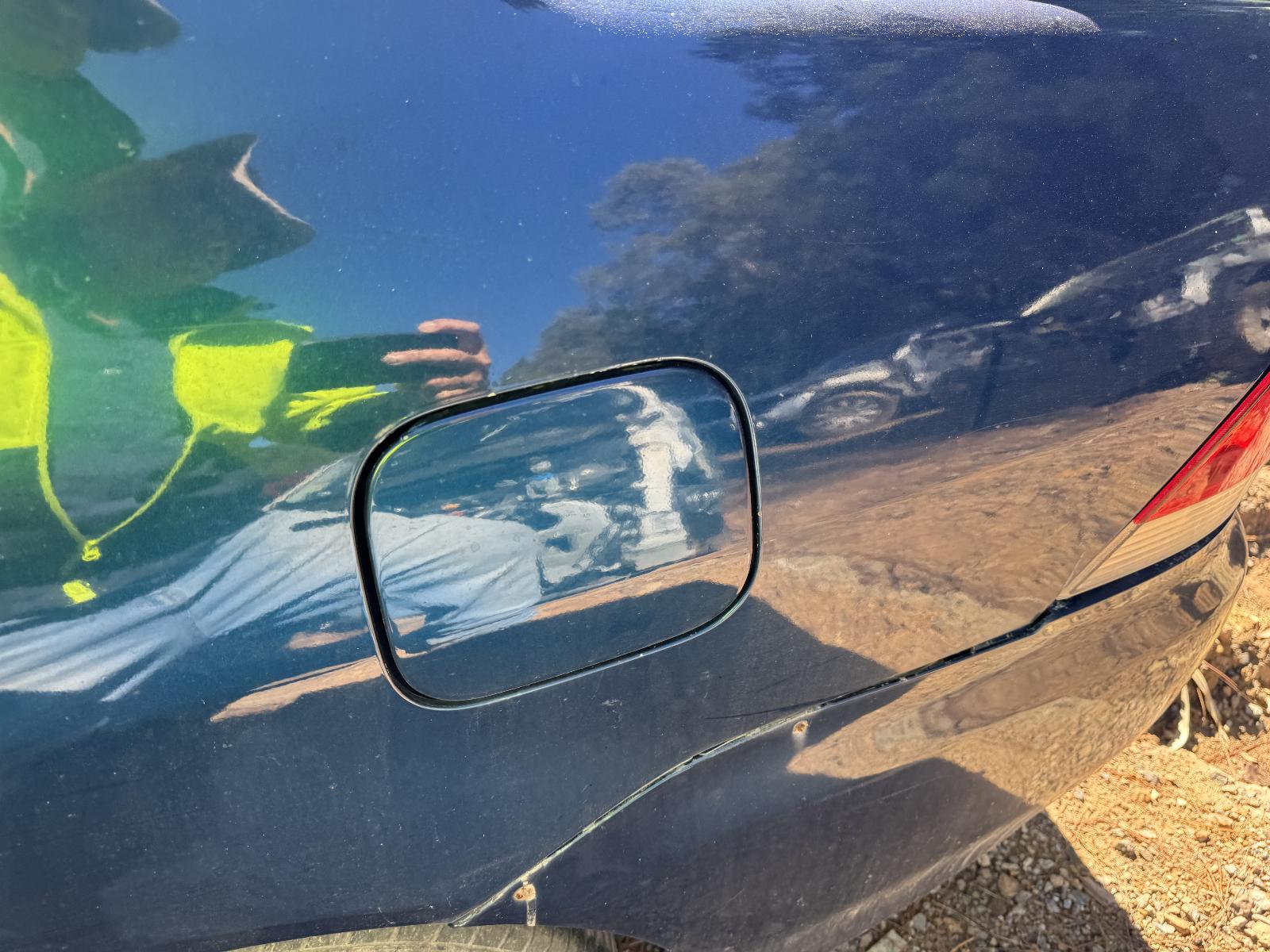 View MITSUBISHI LANCER 2006 4 Door Sedan Breaking