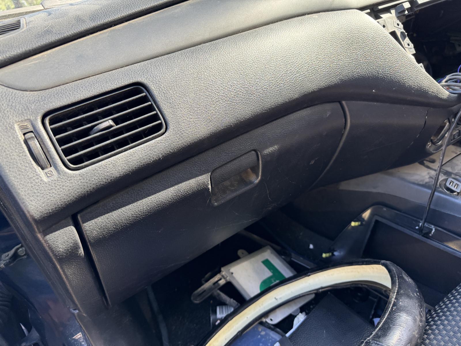 View MITSUBISHI LANCER 2006 4 Door Sedan Breaking
