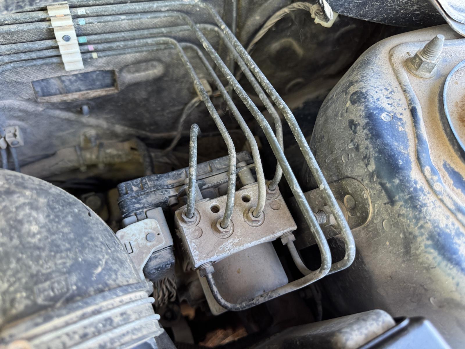 View MITSUBISHI LANCER 2006 4 Door Sedan Breaking