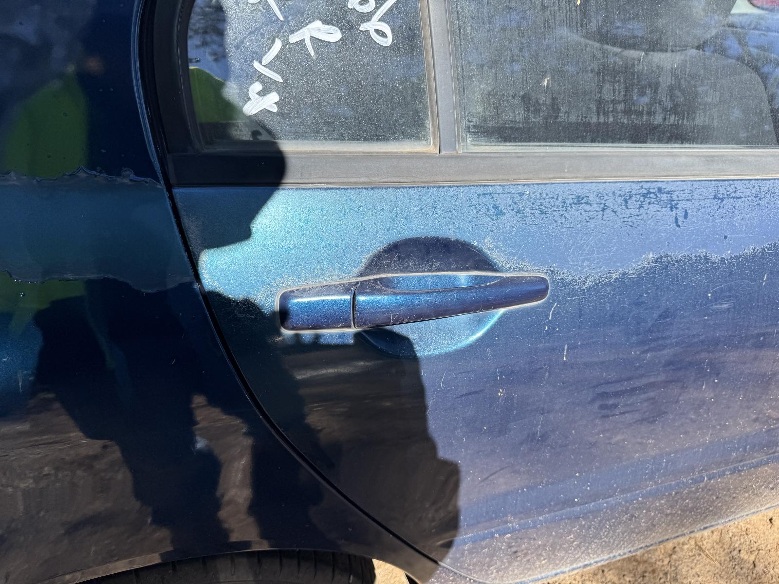 View MITSUBISHI LANCER 2006 4 Door Sedan Breaking