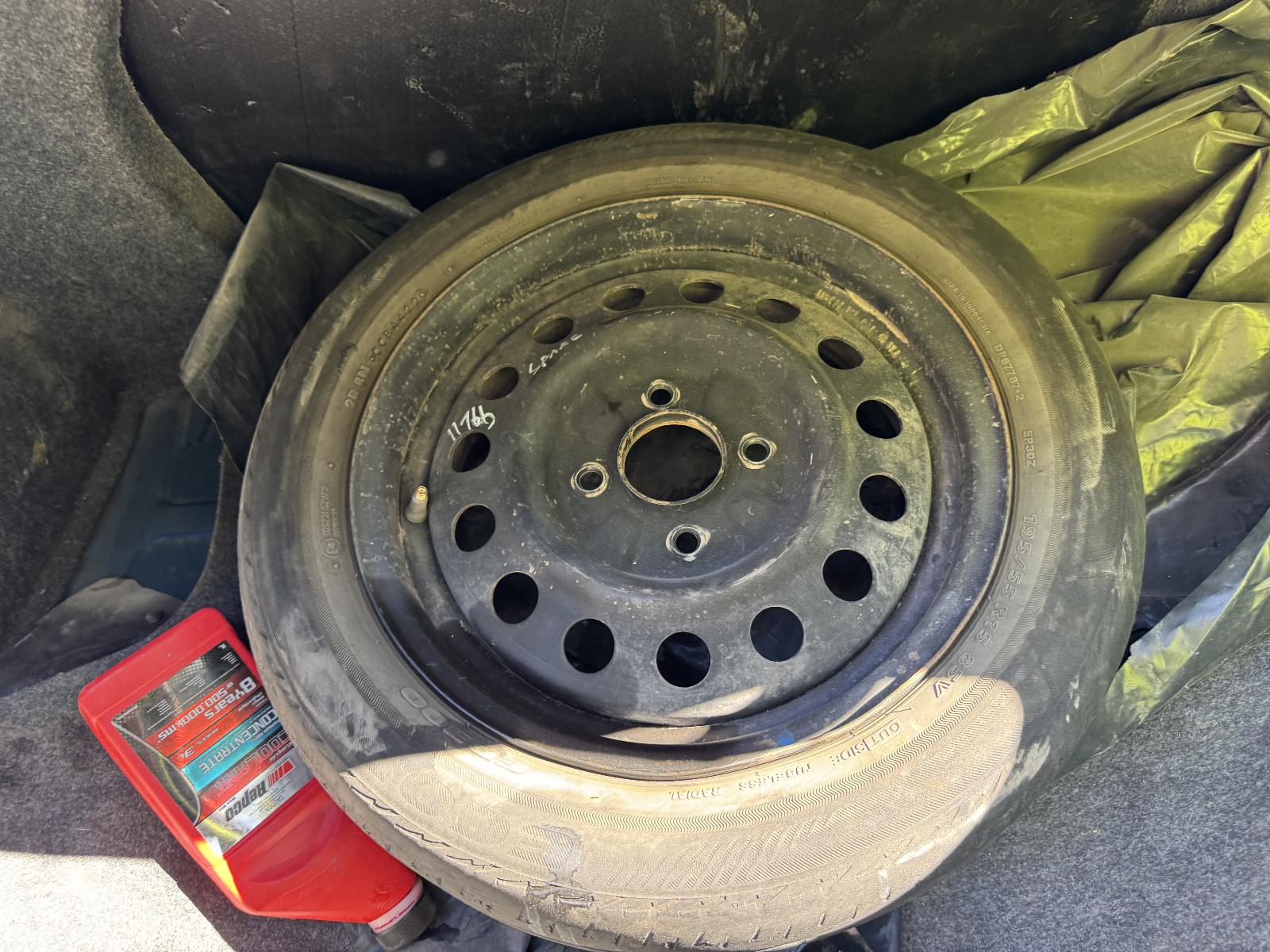 View MITSUBISHI LANCER 2006 4 Door Sedan Breaking