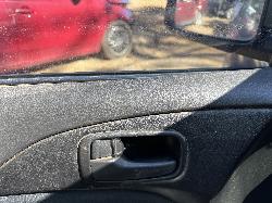 View MITSUBISHI LANCER 2006 4 Door Sedan Breaking