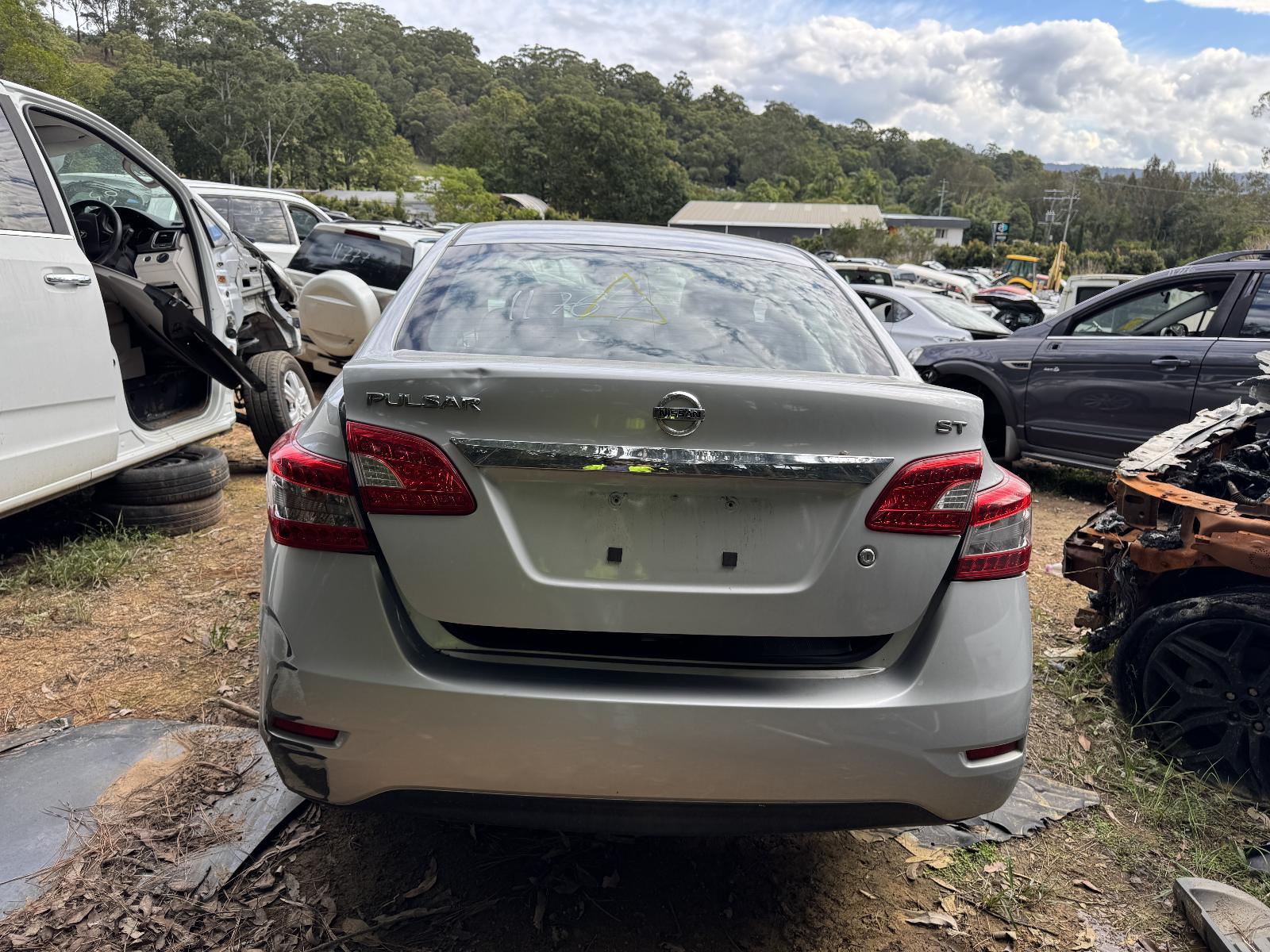 View NISSAN PULSAR 2015 4 Door Sedan Breaking
