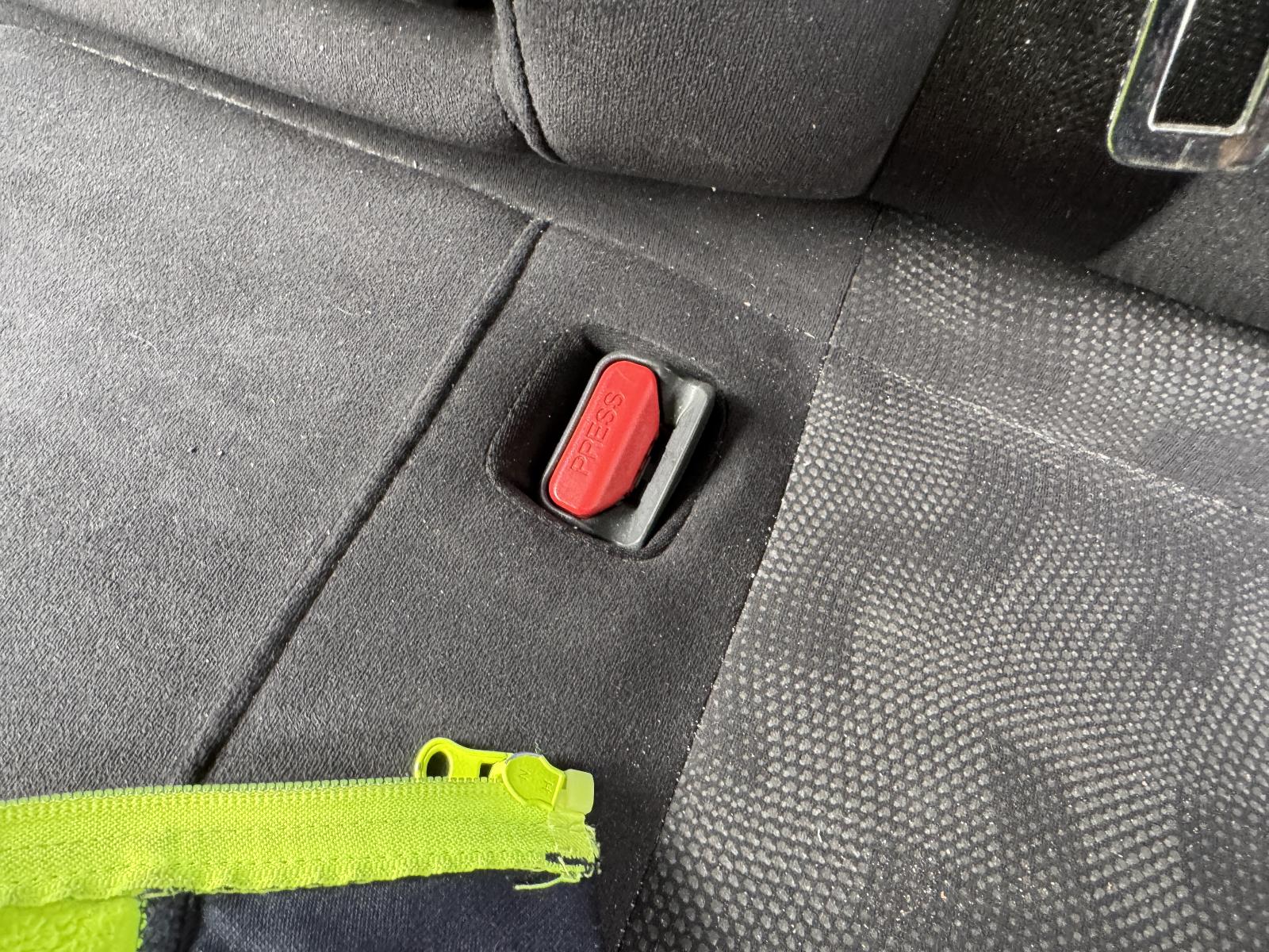View NISSAN PULSAR 2015 4 Door Sedan Breaking