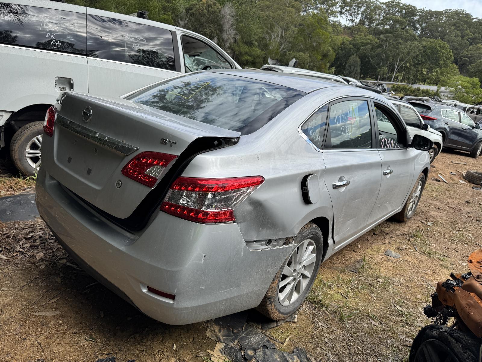 View NISSAN PULSAR 2015 4 Door Sedan Breaking