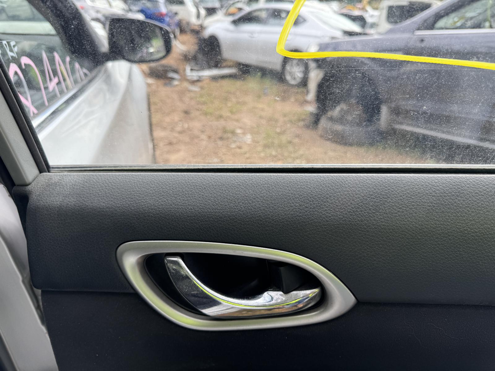 View NISSAN PULSAR 2015 4 Door Sedan Breaking