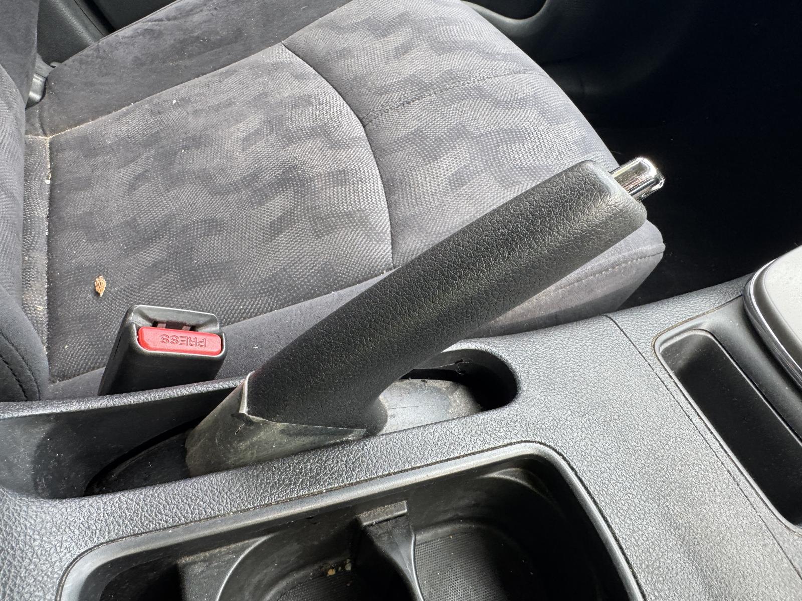 View NISSAN PULSAR 2015 4 Door Sedan Breaking