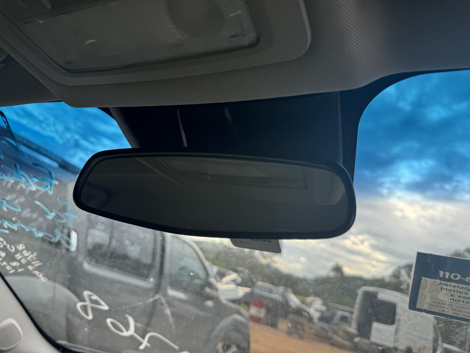 View HOLDEN CRUZE 2012 4 Door Hatchback Breaking