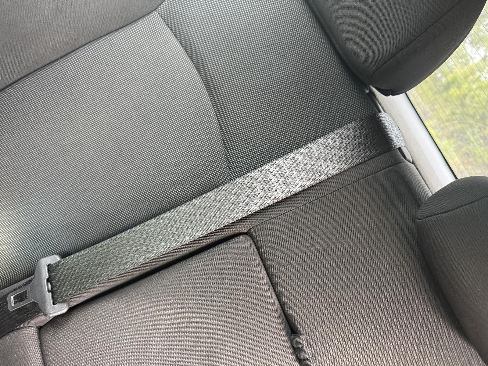 View HOLDEN CRUZE 2012 4 Door Hatchback Breaking