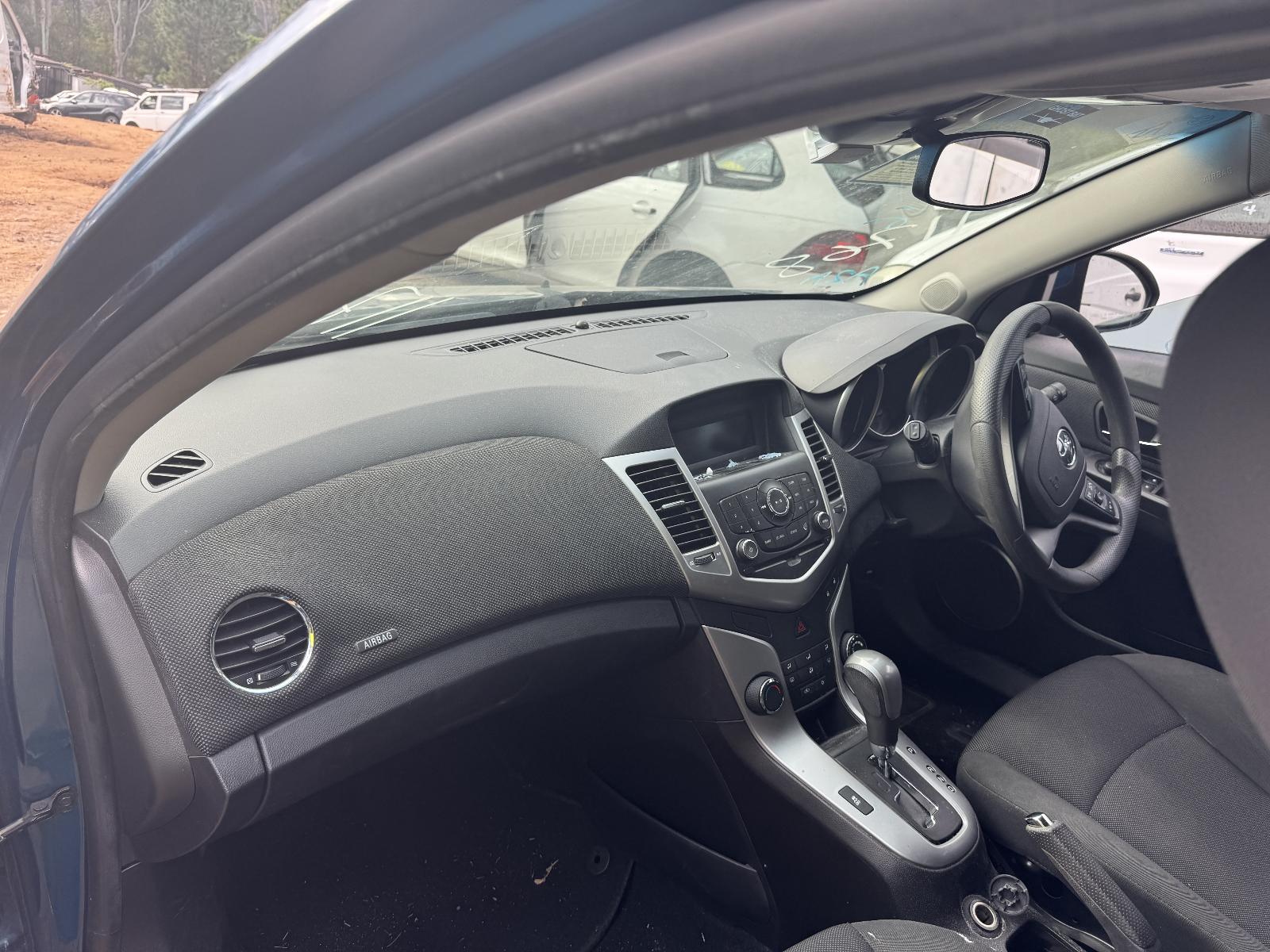 View HOLDEN CRUZE 2012 4 Door Hatchback Breaking