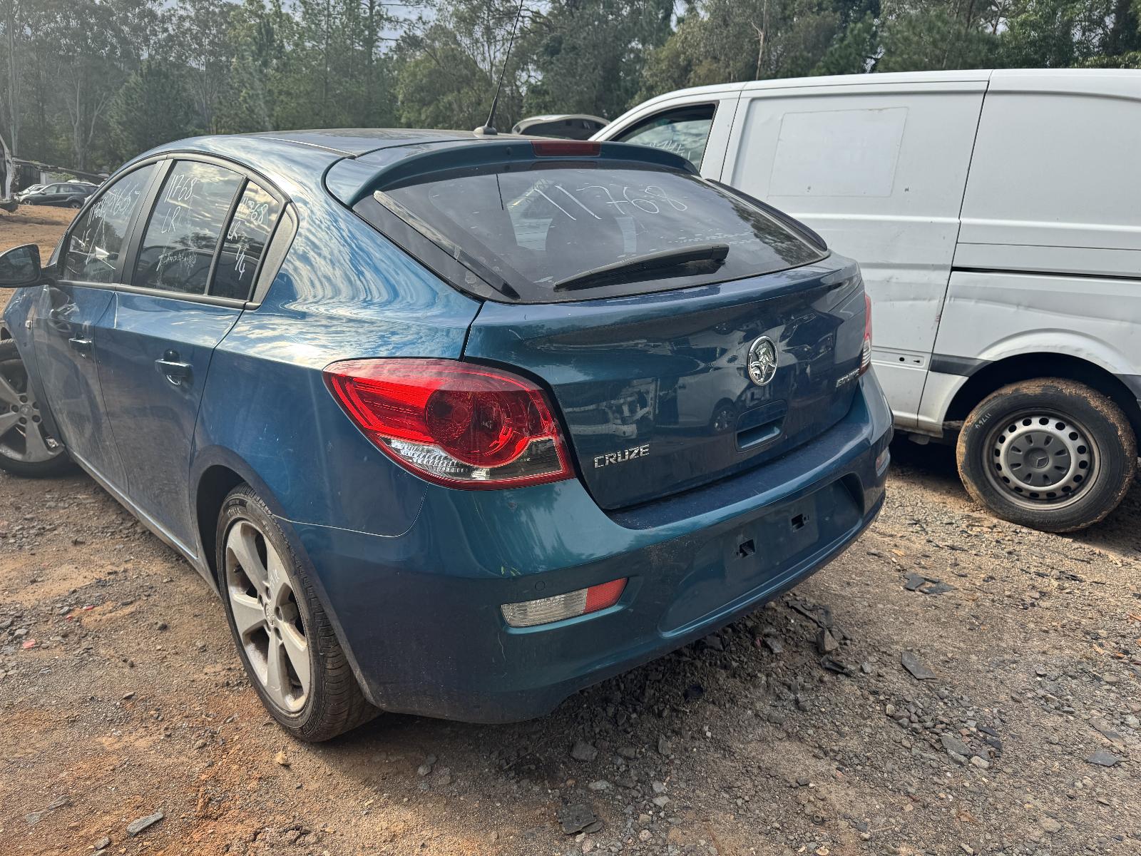 View HOLDEN CRUZE 2012 4 Door Hatchback Breaking