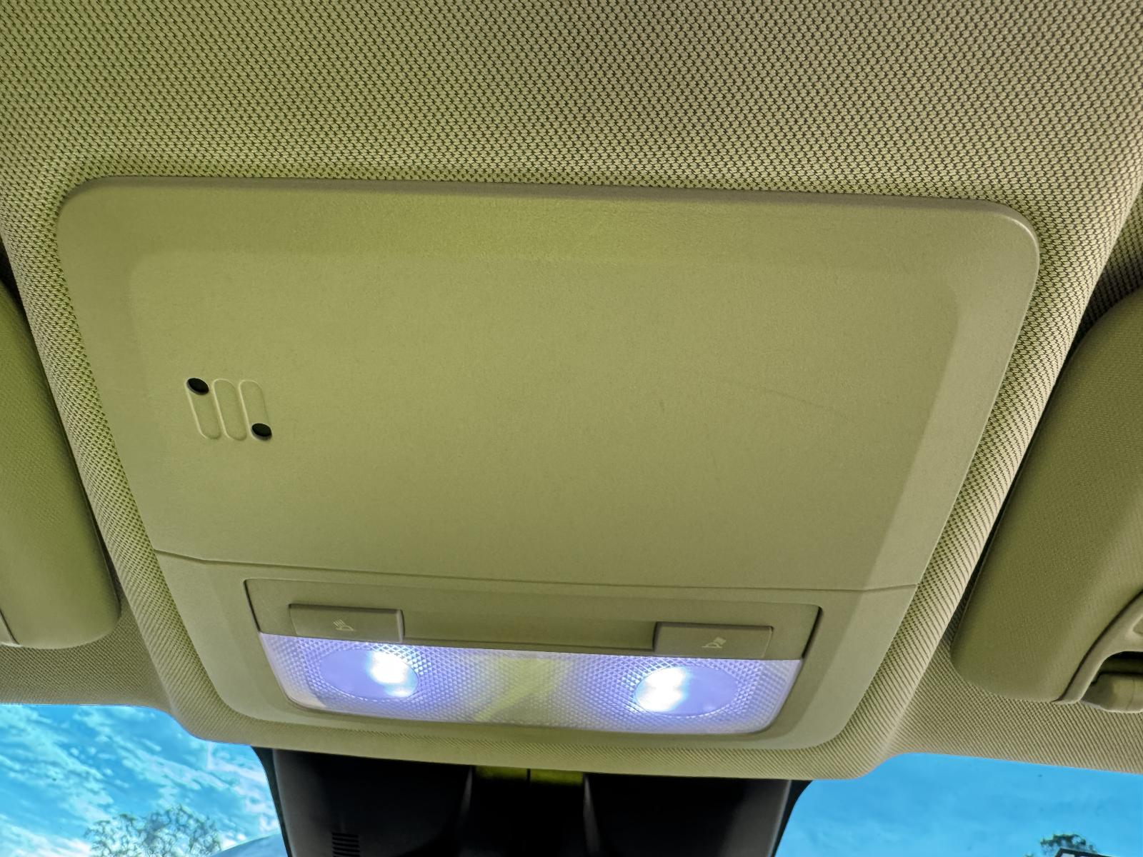 View HOLDEN CRUZE 2012 4 Door Hatchback Breaking