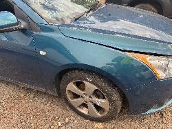 View HOLDEN CRUZE 2012 4 Door Hatchback Breaking