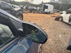 View HOLDEN CRUZE 2012 4 Door Hatchback Breaking