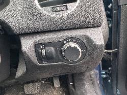 View HOLDEN CRUZE 2012 4 Door Hatchback Breaking