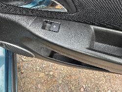 View HOLDEN CRUZE 2012 4 Door Hatchback Breaking
