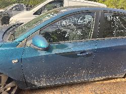 View HOLDEN CRUZE 2012 4 Door Hatchback Breaking