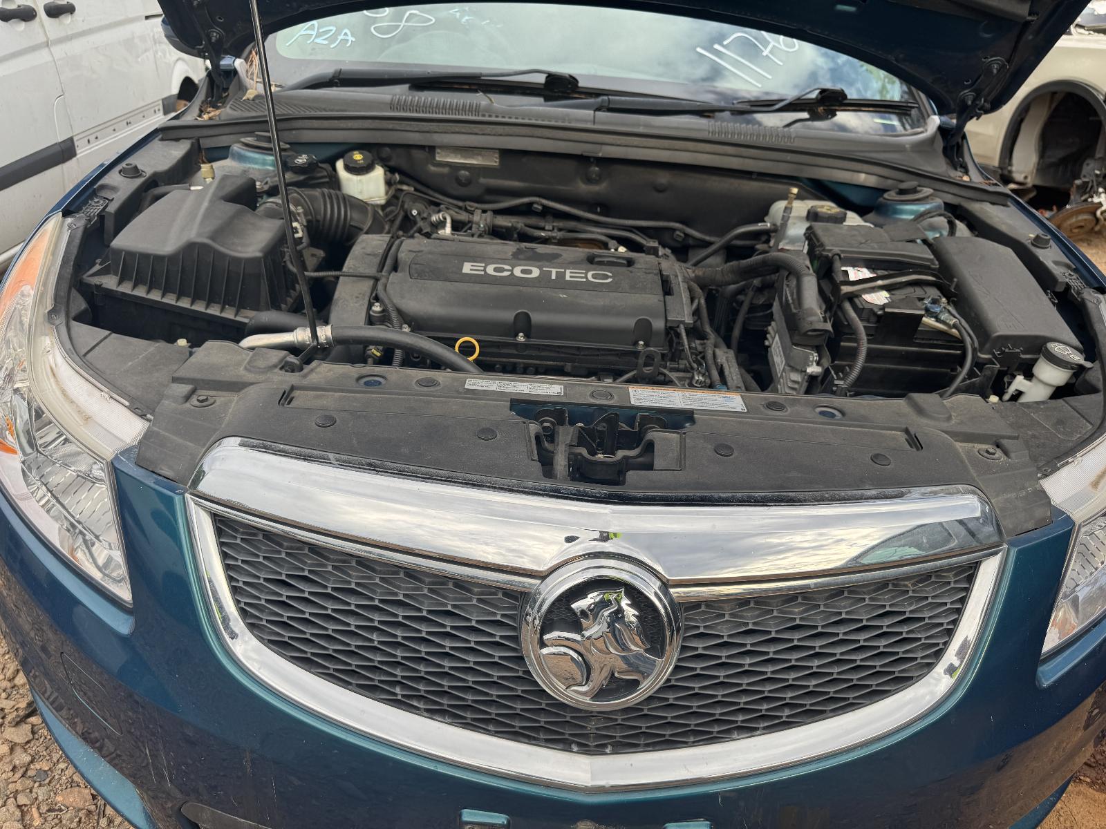 View HOLDEN CRUZE 2012 4 Door Hatchback Breaking