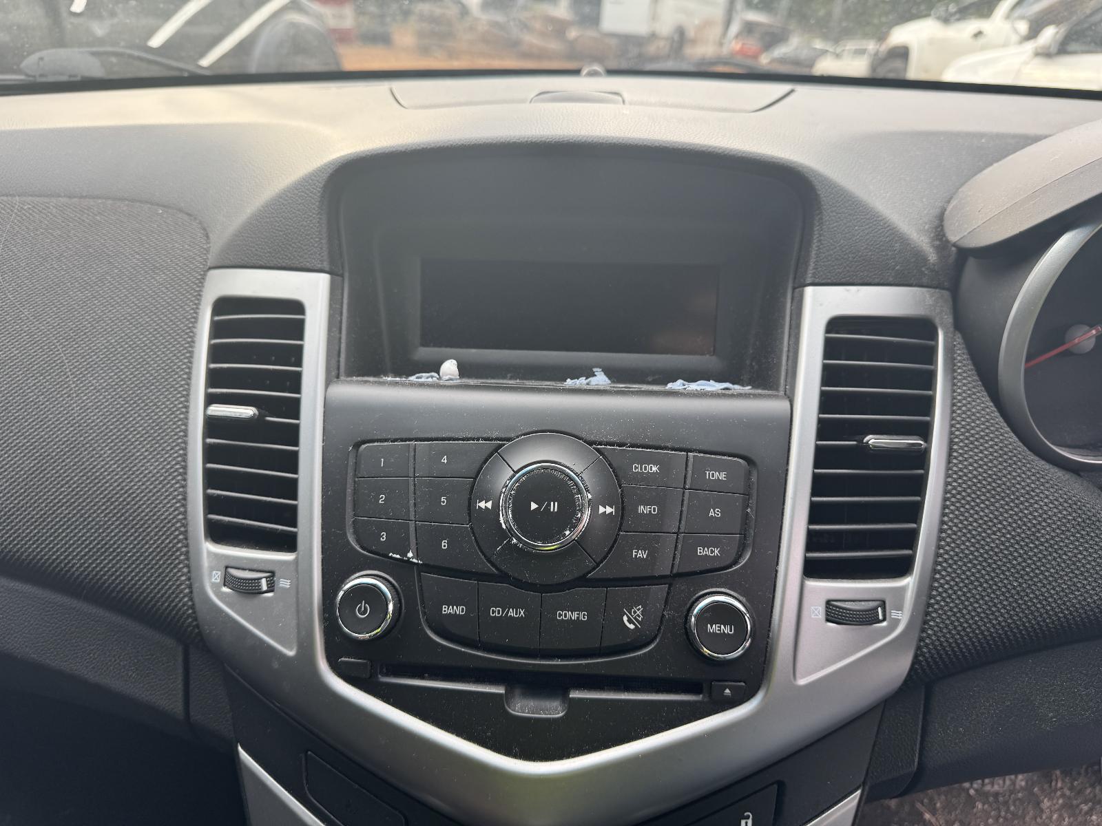 View HOLDEN CRUZE 2012 4 Door Hatchback Breaking
