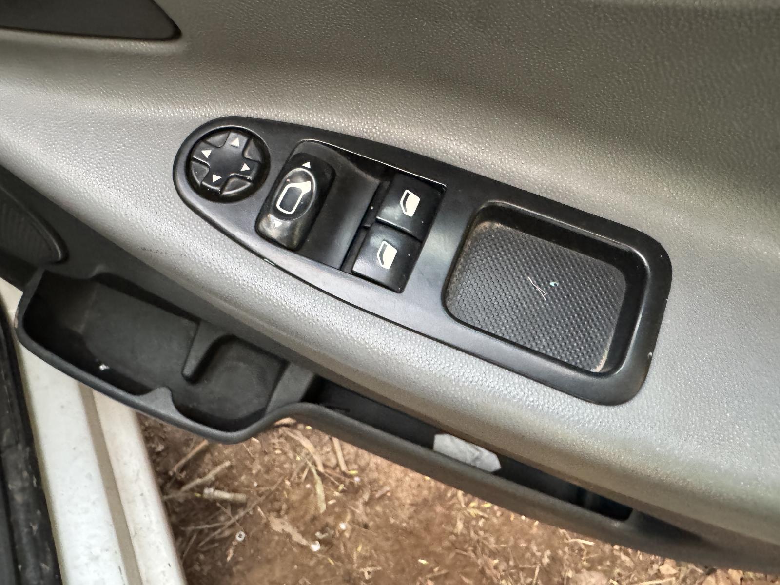 View FIAT SCUDO 2013 2 Door Van Breaking