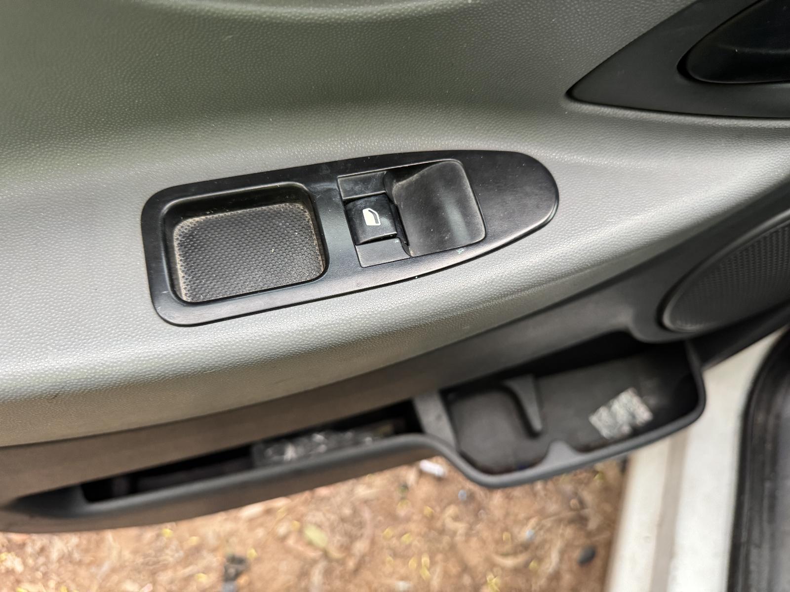 View FIAT SCUDO 2013 2 Door Van Breaking