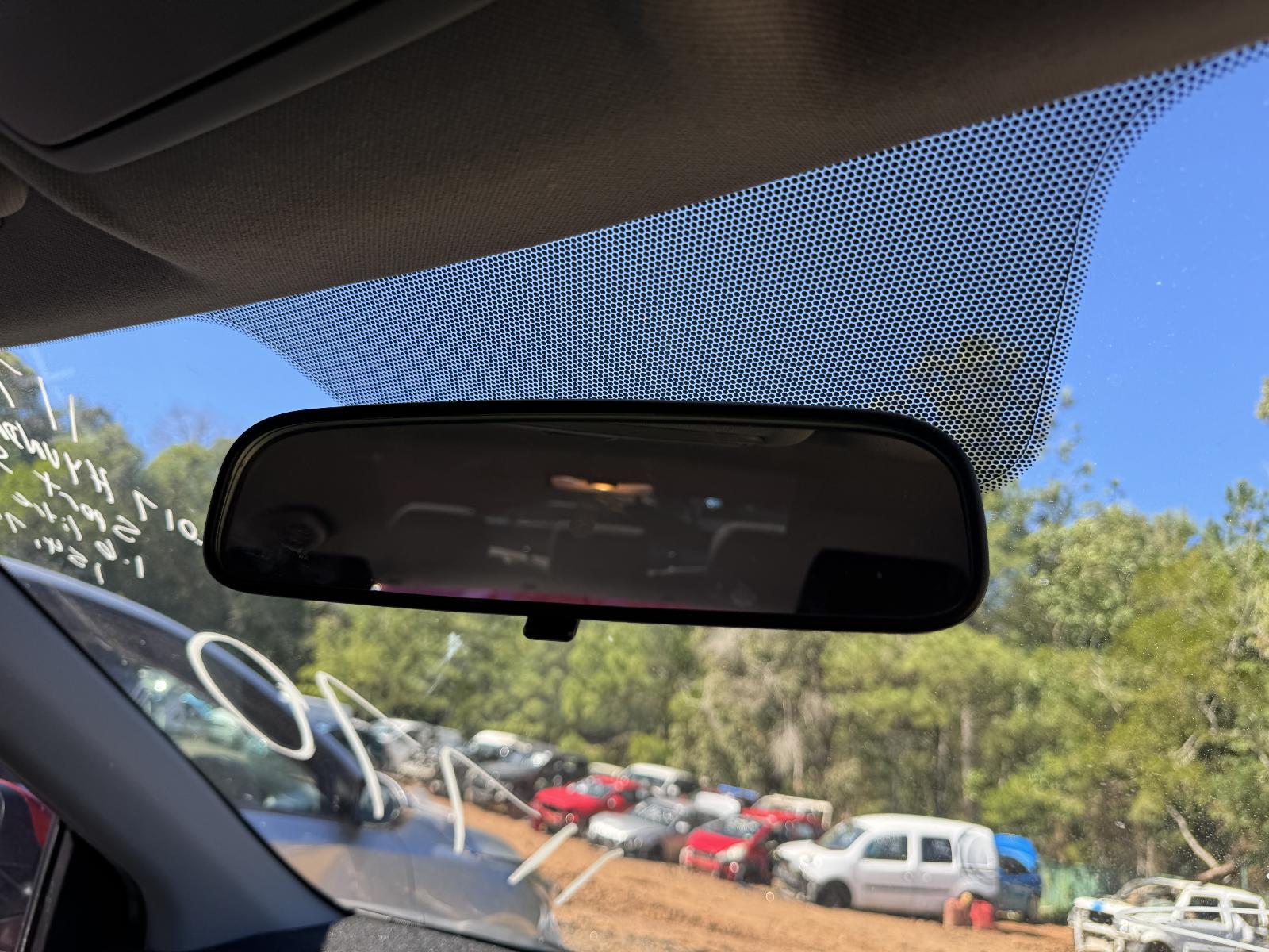 View HYUNDAI ACCENT 2017 4 Door Sedan Breaking