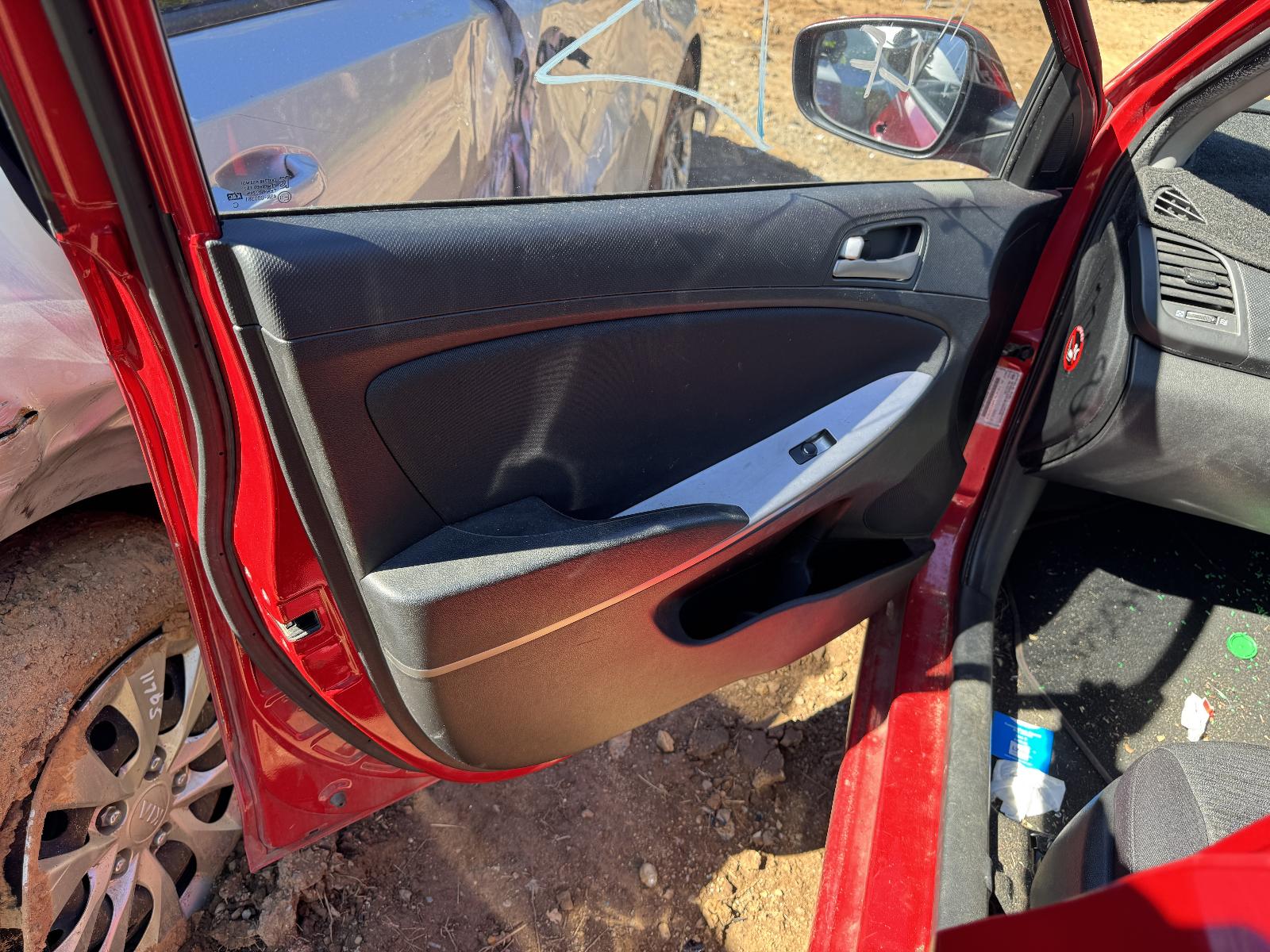 View HYUNDAI ACCENT 2017 4 Door Sedan Breaking
