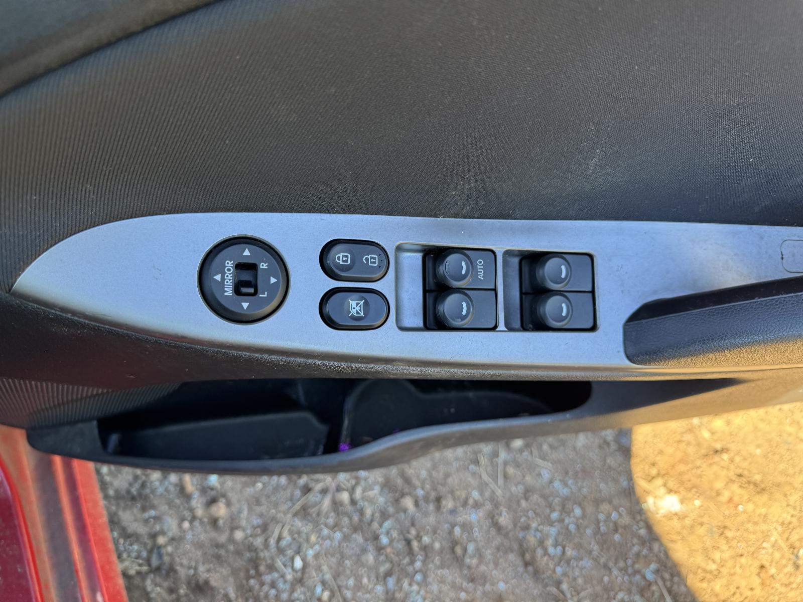 View HYUNDAI ACCENT 2017 4 Door Sedan Breaking