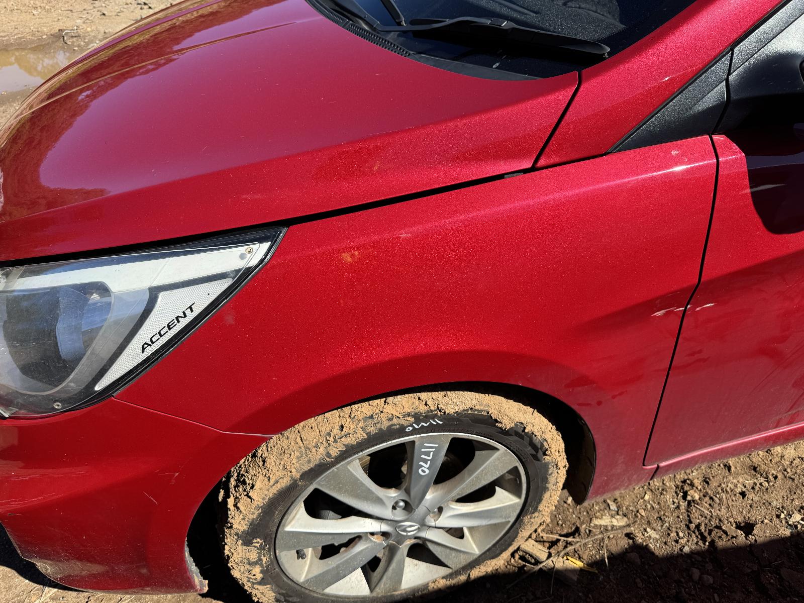 View HYUNDAI ACCENT 2017 4 Door Sedan Breaking