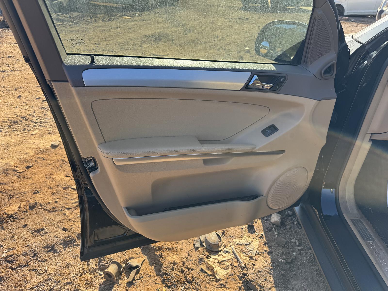 View MERCEDES M CLASS 2008 5 Door Station Wagon Breaking