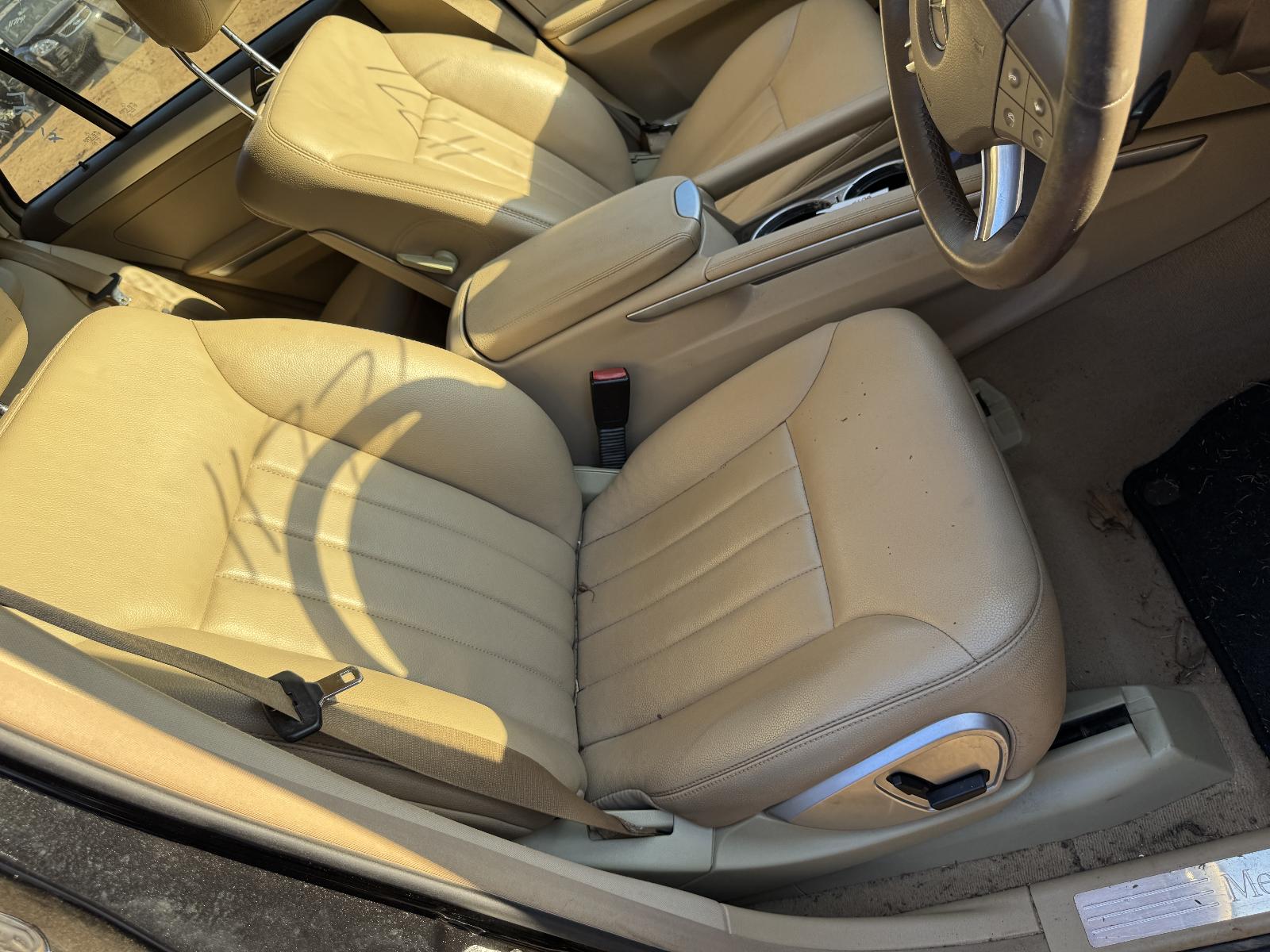 View MERCEDES M CLASS 2008 5 Door Station Wagon Breaking