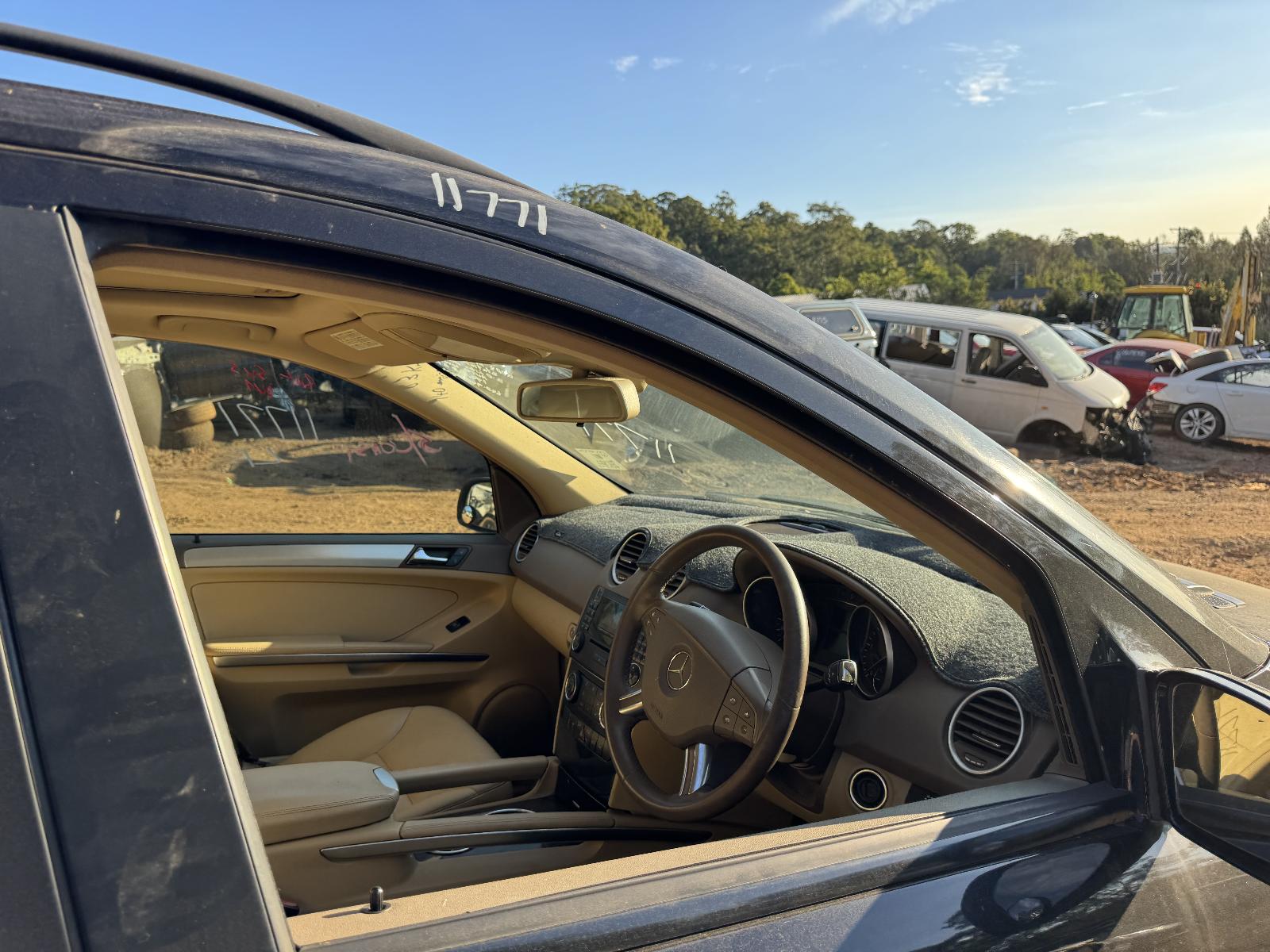 View MERCEDES M CLASS 2008 5 Door Station Wagon Breaking
