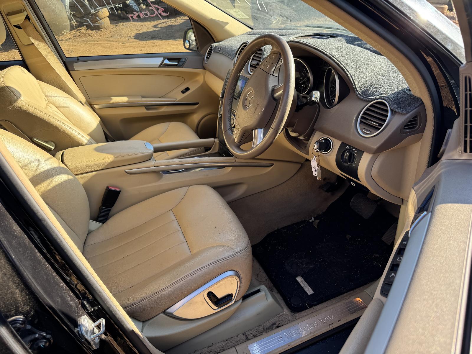 View MERCEDES M CLASS 2008 5 Door Station Wagon Breaking