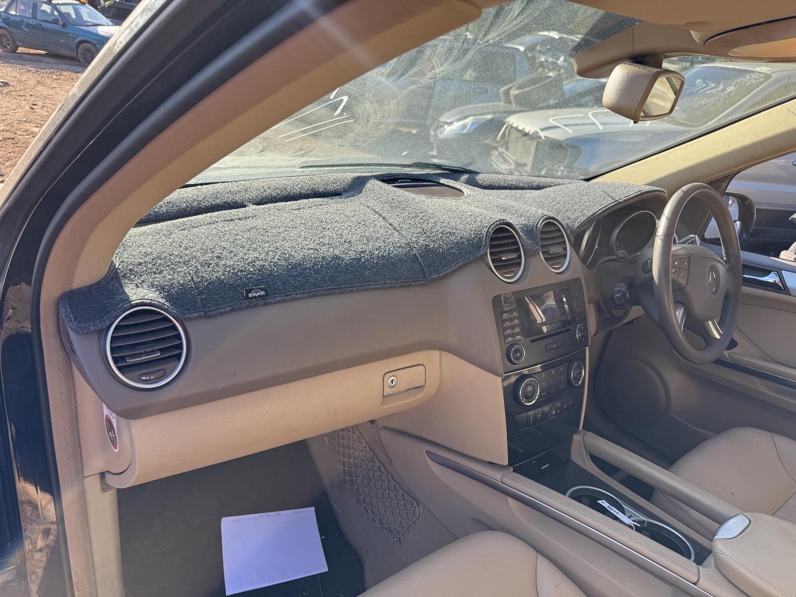 View MERCEDES M CLASS 2008 5 Door Station Wagon Breaking