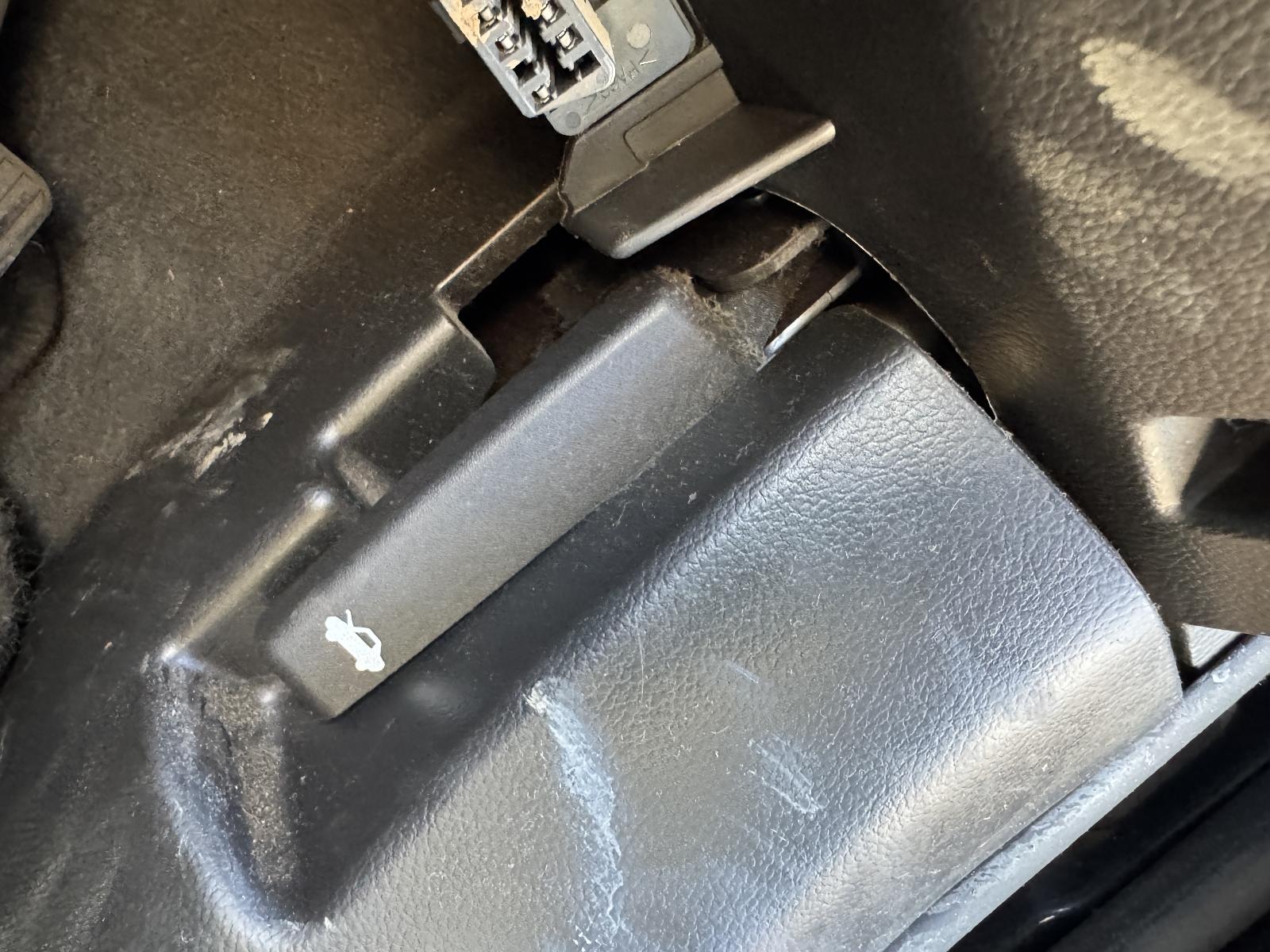 View HOLDEN CRUZE 2010 4 Door Sedan Breaking