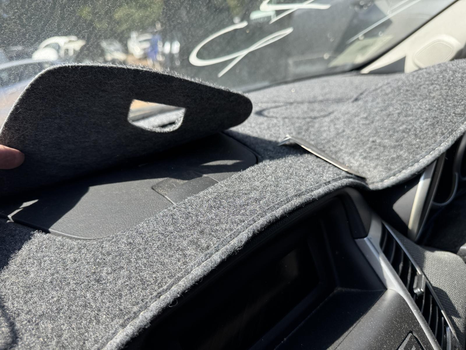 View HOLDEN CRUZE 2010 4 Door Sedan Breaking