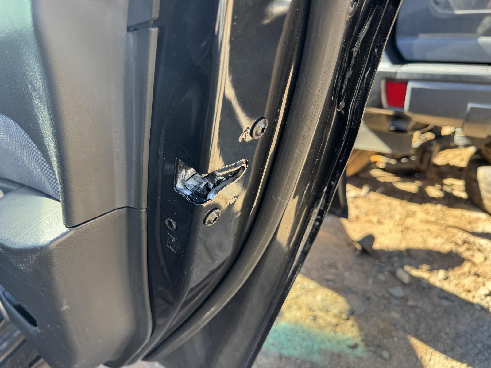 View HOLDEN CRUZE 2010 4 Door Sedan Breaking