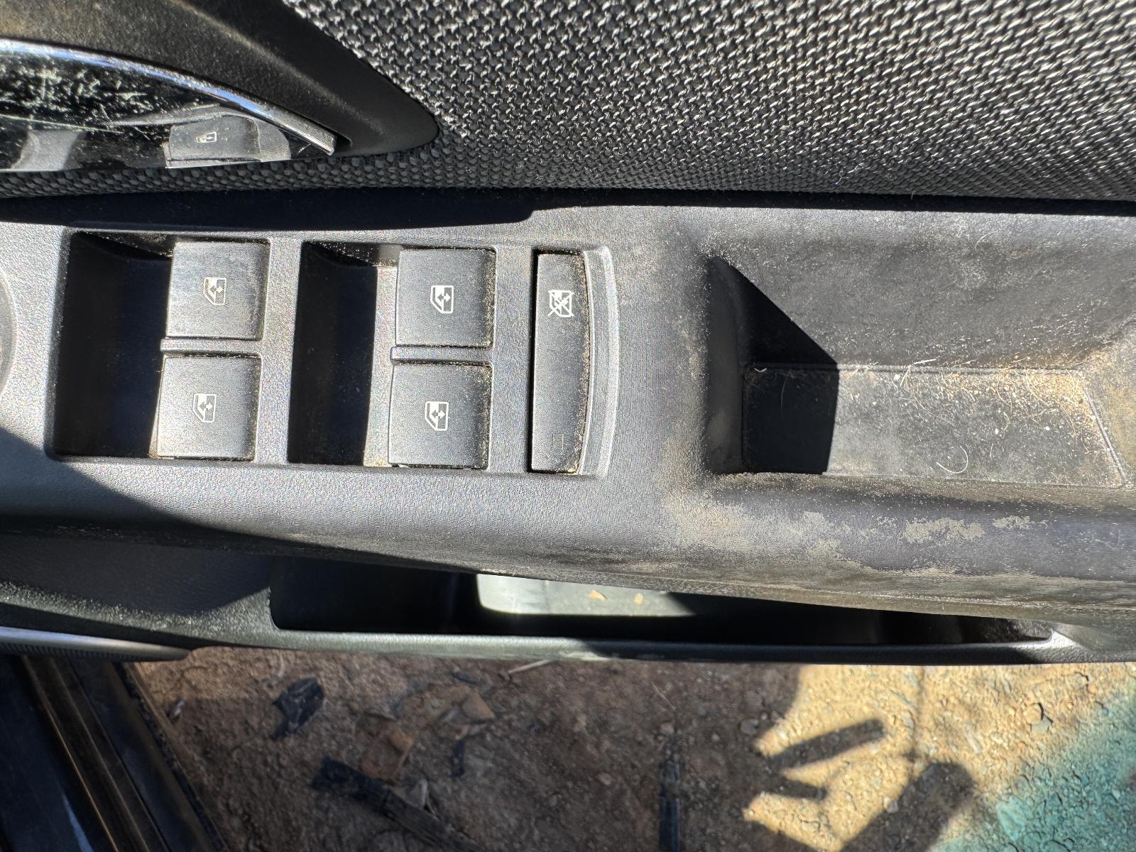 View HOLDEN CRUZE 2010 4 Door Sedan Breaking